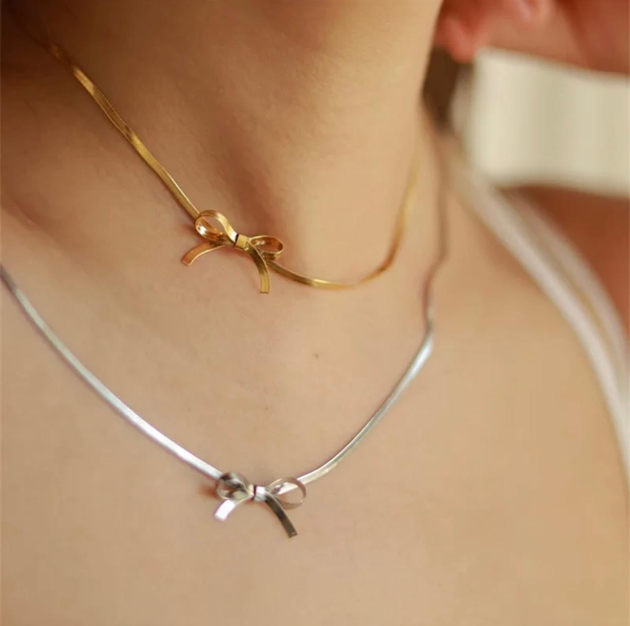 Collar choker plateado