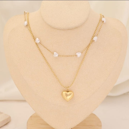 Dúo de Collares de corazón y perlas